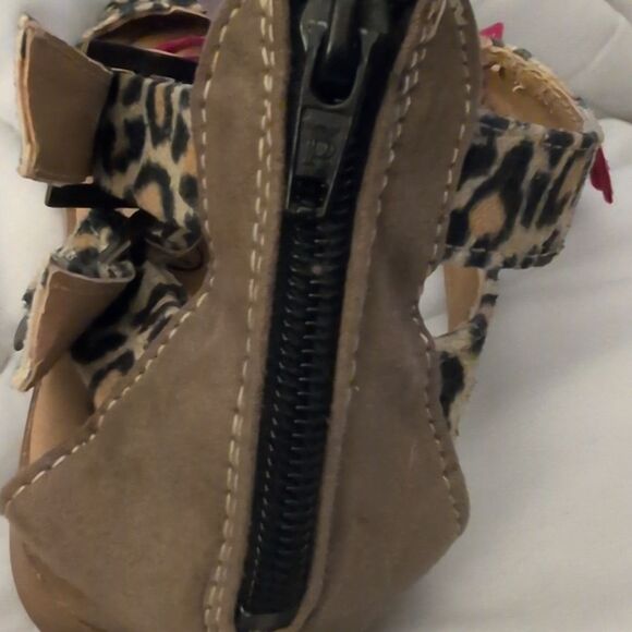 Vittorio D' Firenze Pink and Purple Cheetah Print Sandals with Fringe Women's 6 - Picture 8 of 9